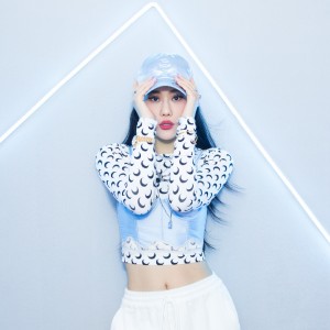 婕娅