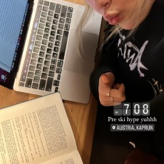 蓝翔在逃拖拉机