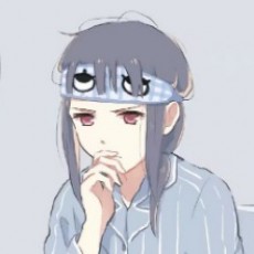 铠塚みぞれ