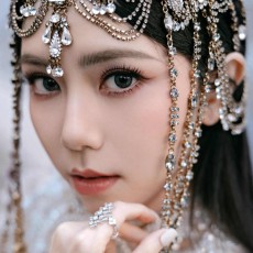 慕容雪逸