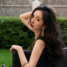 敏敏终上岸